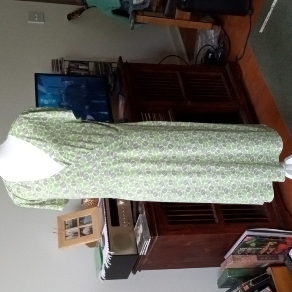 XXL Merona stretchy dress with v, cross over neckline.  See pics EUC